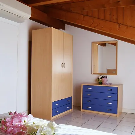 Paola-pochi Passi Dal Mare-zona Piazza Aurora-lido Di Apartment Lido di Jesolo